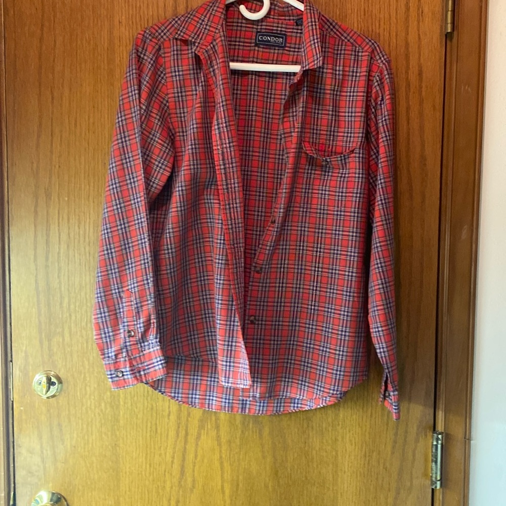 Women’s vintage Condor button down shirt size small or medium no tag